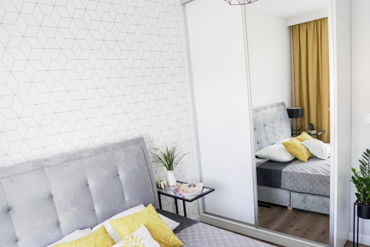 Vizzit Us Premium Apartments Varsóvia Exterior foto