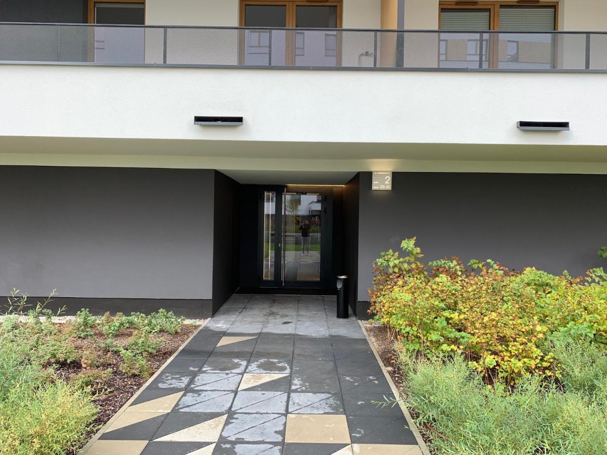 Vizzit Us Premium Apartments Varsóvia Exterior foto